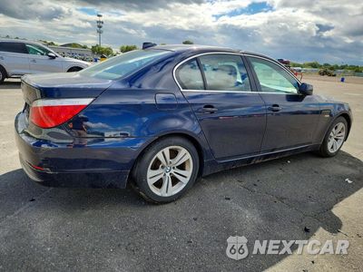 Trzecie zdjęcie samochodu z tyłu: 2010 BMW 528 I VIN:WBANU5C50AC461047 - miniatura