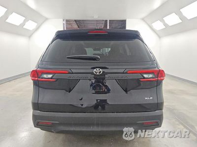 Zdjęcie 6 z 13 samochodu: 2025 TOYOTA GRAND HIGHLANDER XLE VIN:5TDAAAA54SS024724 - miniatura