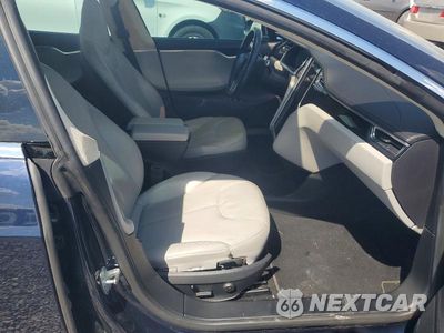 Zdjęcie 10 z 12 samochodu: 2013 TESLA MODEL S P85 VIN:5YJSA1CN2DFP04534 - miniatura