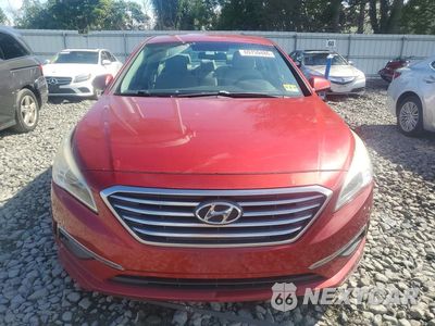 Piąte zdjęcie samochodu w środku: 2015 HYUNDAI SONATA SE VIN:5NPE24AF8FH074952 - miniatura