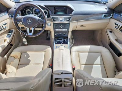 Zdjęcie 8 z 12 samochodu: 2016 MERCEDES-BENZ E 350 VIN:WDDHF5KB0GB236262 - miniatura