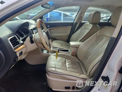 Zdjęcie 7 z 12 samochodu: 2012 LINCOLN MKZ VIN:3LNHL2GC0CR800500 - miniatura