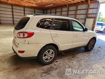Trzecie zdjęcie samochodu z tyłu: 2010 HYUNDAI SANTA FE GLS VIN:5NMSGDAB0AH347860 - miniatura