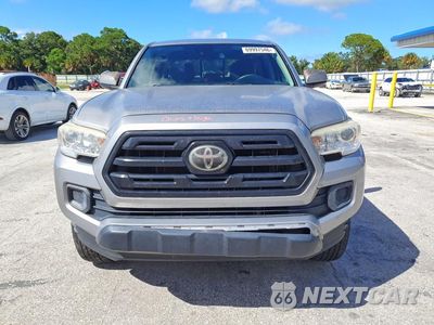 Piąte zdjęcie samochodu w środku: 2019 TOYOTA TACOMA SR V6 VIN:3TMCZ5AN1KM237929 - miniatura