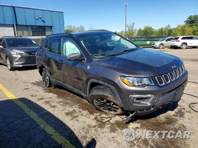 Czwarte zdjęcie samochodu z boku: 2019 JEEP COMPASS TRAILHAWK VIN:3C4NJDDB4KT780130 - miniatura