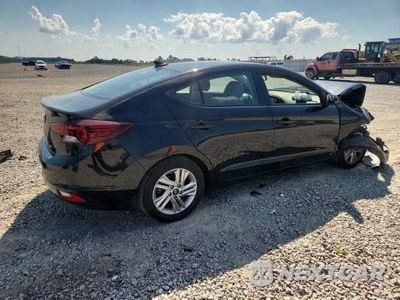 Trzecie zdjęcie samochodu z tyłu: 2019 HYUNDAI ELANTRA SE VIN:5NPD84LF9KH493779 - miniatura