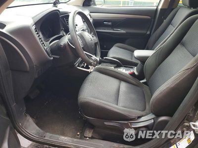 Zdjęcie 7 z 12 samochodu: 2018 MITSUBISHI OUTLANDER SE VIN:JA4AZ3A35JJ005155 - miniatura