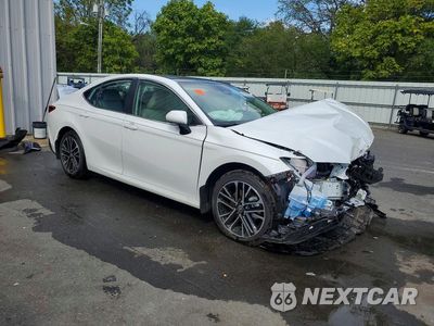 Czwarte zdjęcie samochodu z boku: 2026 TOYOTA CAMRY XLE VIN:4T1DBADK8TU556756 - miniatura
