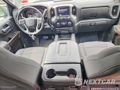 Zdjęcie 8 z 12 samochodu: 2020 CHEVROLET SILVERADO K1500 RST VIN:1GCUYEEL1LZ309955 - miniatura