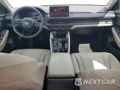 Zdjęcie 8 z 12 samochodu: 2024 HONDA ACCORD LX VIN:1HGCY1F25RA005580 - miniatura
