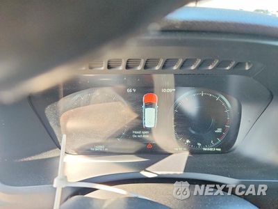 Zdjęcie 9 z 14 samochodu: 2016 VOLVO XC90 T6 VIN:YV4A22PK8G1034013 - miniatura