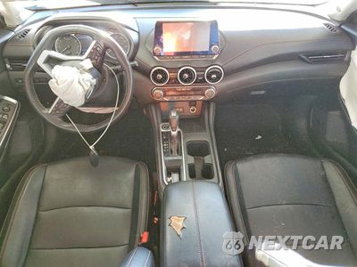 Zdjęcie 8 z 12 samochodu: 2021 NISSAN SENTRA SR VIN:3N1AB8DV1MY312541 - miniatura