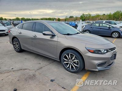 Czwarte zdjęcie samochodu z boku: 2017 CHEVROLET MALIBU LT VIN:1G1ZE5ST6HF289061 - miniatura