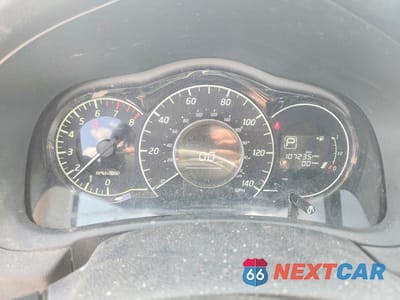 Zdjęcie 9 z 13 samochodu: 2017 NISSAN VERSA NOTE SV VIN:3N1CE2CP5HL374205 - miniatura