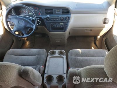 Zdjęcie 8 z 13 samochodu: 2001 HONDA ODYSSEY LX VIN:2HKRL18541H597291 - miniatura