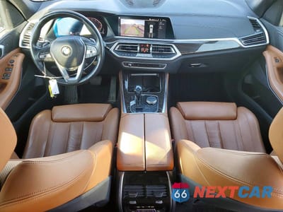 Zdjęcie 8 z 13 samochodu: 2019 BMW X5 XDRIVE40I VIN:5UXCR6C58KLL01631 - miniatura