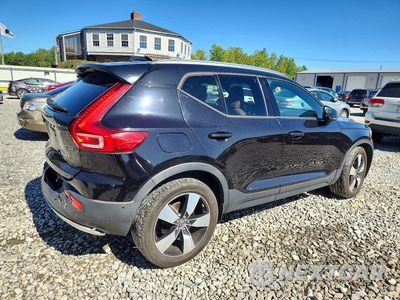 Trzecie zdjęcie samochodu z tyłu: 2019 VOLVO XC40 T5 MOMENTUM VIN:YV4162UK7K2120795 - miniatura