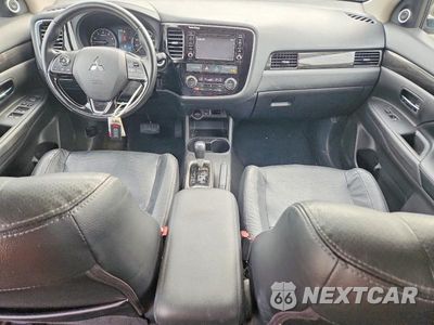 Zdjęcie 8 z 13 samochodu: 2016 MITSUBISHI OUTLANDER SE VIN:JA4AZ3A31GZ036221 - miniatura