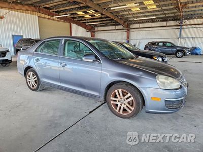 Czwarte zdjęcie samochodu z boku: 2007 VOLKSWAGEN JETTA 2.5 OPTION PACKAGE 1 VIN:3VWSG71K97M089973 - miniatura