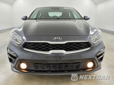 Piąte zdjęcie samochodu w środku: 2021 KIA FORTE LXS VIN:3KPF24AD0ME315973 - miniatura
