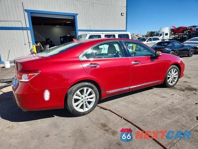 Trzecie zdjęcie samochodu z tyłu: 2011 LEXUS ES 350 VIN:JTHBK1EG0B2439509 - miniatura