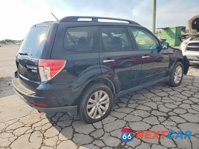 Trzecie zdjęcie samochodu z tyłu: 2013 SUBARU FORESTER LIMITED VIN:JF2SHAEC9DH416907 - miniatura