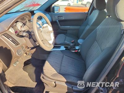 Zdjęcie 7 z 12 samochodu: 2010 FORD FOCUS SE VIN:1FAHP3FN0AW220407 - miniatura