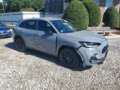 Czwarte zdjęcie samochodu z boku: 2024 HONDA HR-V SPORT VIN:3CZRZ2H53RM710765 - miniatura