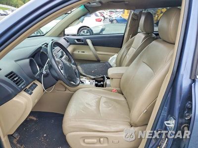 Zdjęcie 7 z 13 samochodu: 2012 TOYOTA HIGHLANDER SE VIN:5TDZK3EH2CS061966 - miniatura