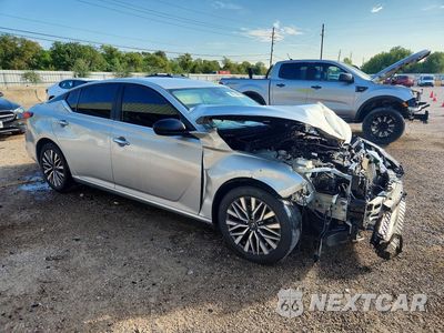 Czwarte zdjęcie samochodu z boku: 2024 NISSAN ALTIMA SV VIN:1N4BL4DV5RN347553 - miniatura