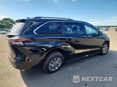 Trzecie zdjęcie samochodu z tyłu: 2026 TOYOTA SIENNA XLE 7-PASSENGER VIN:5TDYSKFC7TS246149 - miniatura