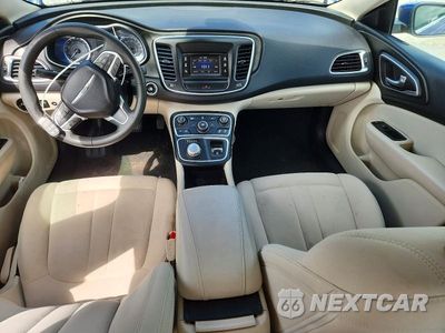 Zdjęcie 8 z 12 samochodu: 2015 CHRYSLER 200 LIMITED VIN:1C3CCCAB5FN507742 - miniatura