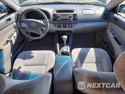 Zdjęcie 8 z 12 samochodu: 2002 TOYOTA CAMRY LE V6 VIN:4T1BF30K52U529235 - miniatura