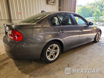 Trzecie zdjęcie samochodu z tyłu: 2008 BMW 328 XI SULEV VIN:WBAVC73538KX91778 - miniatura
