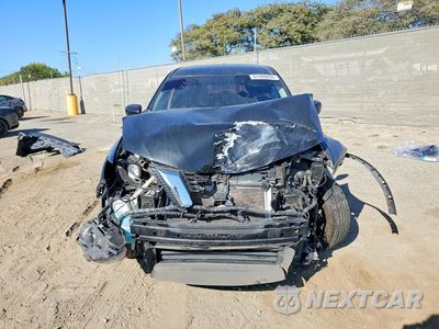 Piąte zdjęcie samochodu w środku: 2018 NISSAN ROGUE S VIN:KNMAT2MT9JP613738 - miniatura