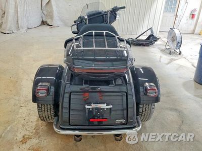 Czwarte zdjęcie samochodu z boku: 2026 HARLEY-DAVIDSON FLHLT VIN:1HD1MGN10TB855730 - miniatura