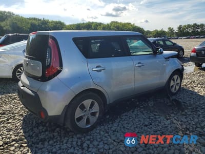 Trzecie zdjęcie samochodu z tyłu: 2016 KIA SOUL BASE VIN:KNDJN2A24G7841287 - miniatura