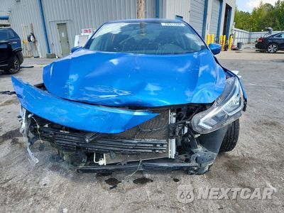 Piąte zdjęcie samochodu w środku: 2020 NISSAN VERSA SV VIN:3N1CN8EV2LL801945 - miniatura