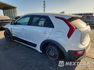 Drugie zdjęcie samochodu z przodu: 2023 KIA NIRO LX VIN:KNDCP3LE5P5089921 - miniatura
