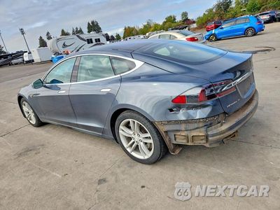 Drugie zdjęcie samochodu z przodu: 2013 TESLA MODEL S VIN:5YJSA1DP1DFP18165 - miniatura