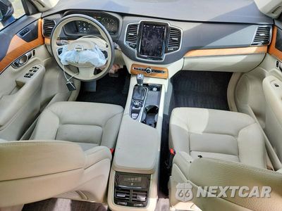 Zdjęcie 8 z 14 samochodu: 2022 VOLVO XC90 T6 MOMENTUM VIN:YV4A22PK7N1781146 - miniatura