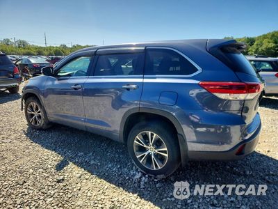 Drugie zdjęcie samochodu z przodu: 2018 TOYOTA HIGHLANDER LE VIN:5TDBZRFH4JS876844 - miniatura