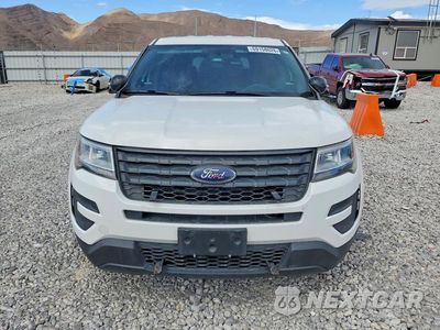 Piąte zdjęcie samochodu w środku: 2017 FORD EXPLORER POLICE INTERCEPTOR VIN:1FM5K8AR5HGD72198 - miniatura