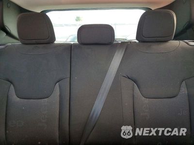 Zdjęcie 10 z 13 samochodu: 2017 JEEP RENEGADE LATITUDE VIN:ZACCJBBB4HPF70562 - miniatura