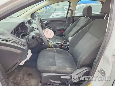 Zdjęcie 7 z 12 samochodu: 2018 FORD FOCUS SE VIN:1FADP3F23JL327683 - miniatura