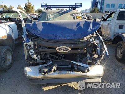 Piąte zdjęcie samochodu w środku: 2019 FORD F350 SUPER DUTY VIN:1FDRF3E63KEC36518 - miniatura