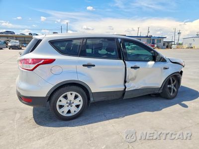 Trzecie zdjęcie samochodu z tyłu: 2014 FORD ESCAPE S VIN:1FMCU0F7XEUC36768 - miniatura