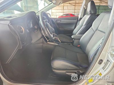Zdjęcie 7 z 12 samochodu: 2018 TOYOTA COROLLA SE VIN:5YFBURHE9JP781822 - miniatura