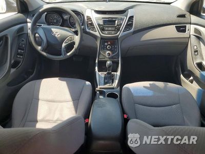Zdjęcie 8 z 12 samochodu: 2016 HYUNDAI ELANTRA SE VIN:5NPDH4AE3GH690755 - miniatura