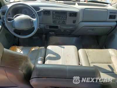 Zdjęcie 8 z 12 samochodu: 2002 FORD F250 SUPER DUTY VIN:1FTNW20F82EA02458 - miniatura